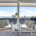 3 Bedroom Awesome In *