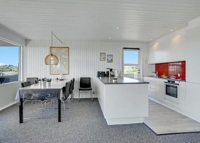 3 Bedroom Awesome In Дом отдыха Hejls