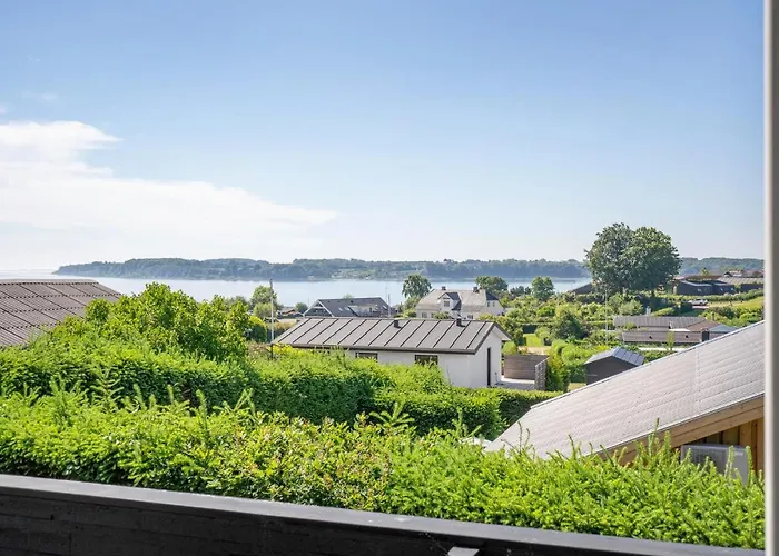 3 Bedroom Awesome In Ferienhaus Hejls